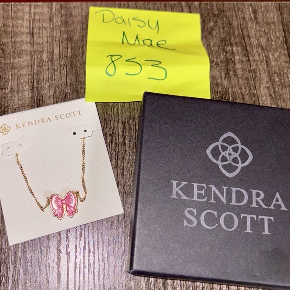 Kendra Scott Jewelry - Kendra Scott Pink Bow Necklace